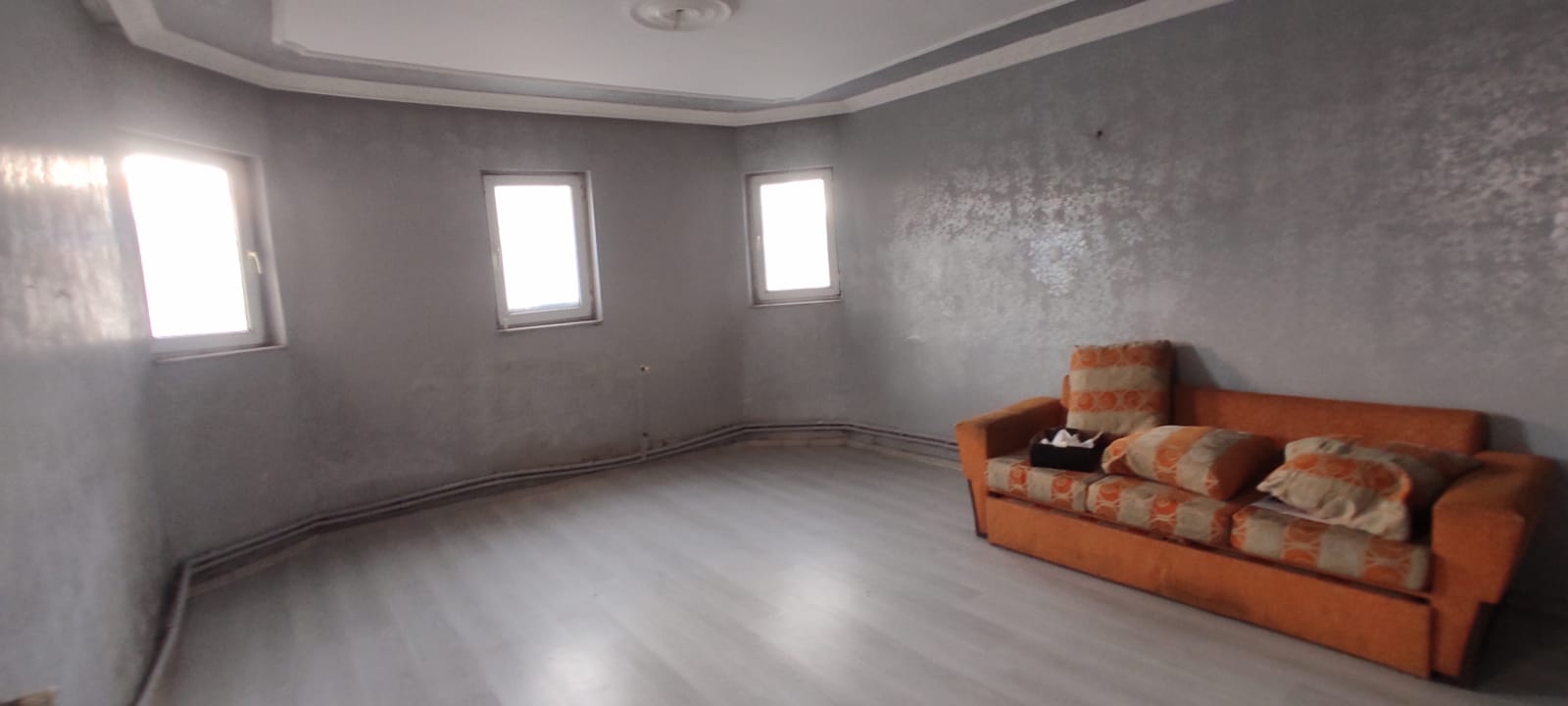 DADAŞKENT'TE SATILIK BODRUM KATI